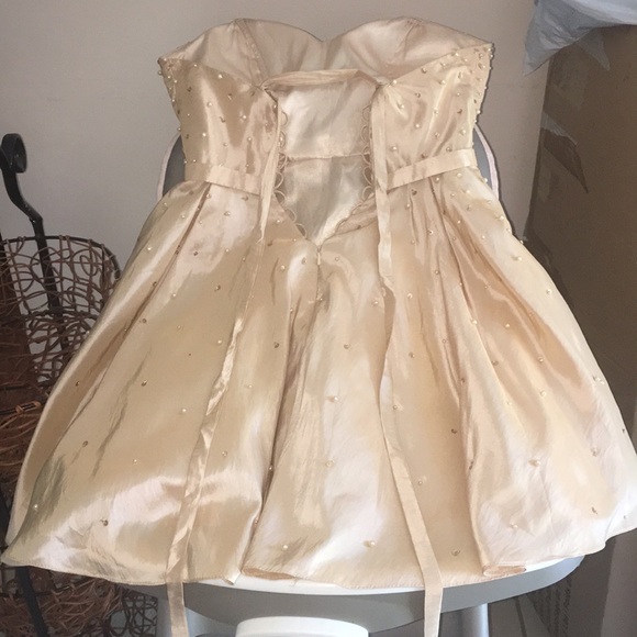 Champagne/cream Prom Dress - Picture 2 of 4